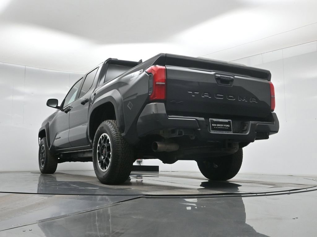 Used 2024 Toyota Tacoma TRD Off-Road image 51
