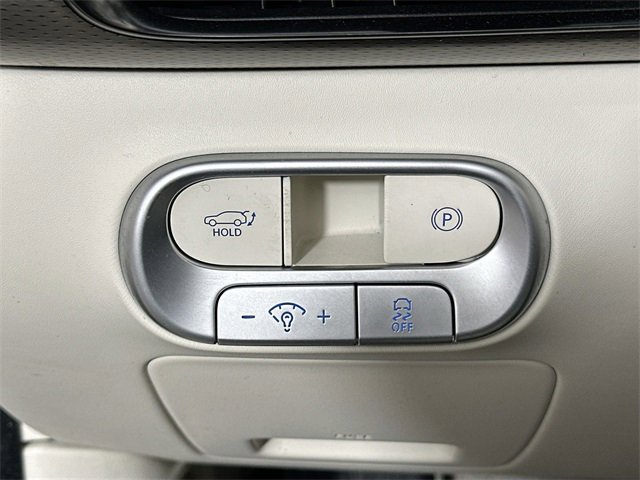 Used 2023 Genesis GV60 Advanced image 26