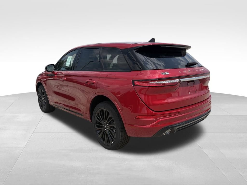 New 2025 Lincoln Corsair Reserve w/ Jet Appearance Package image 4