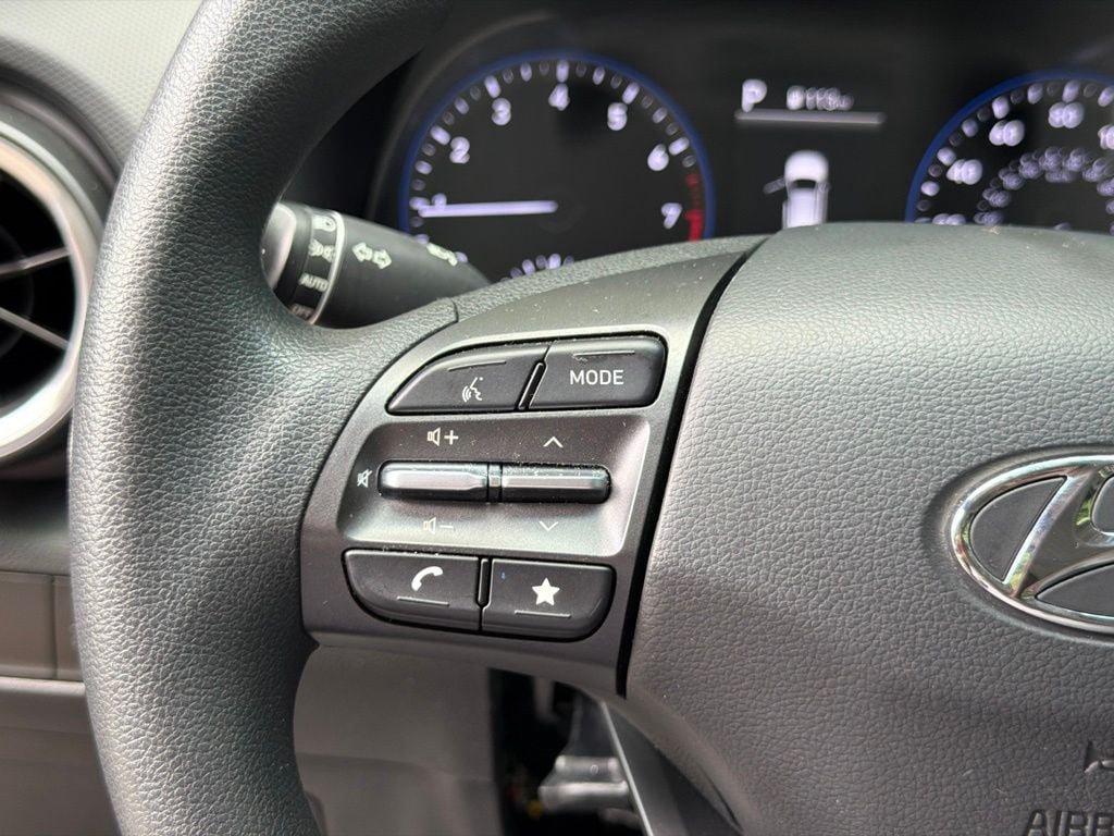 Certified 2023 Hyundai Kona SE w/ Cargo Package AWD/4WD image 19