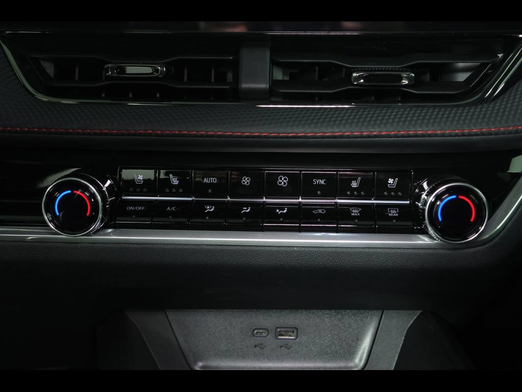 New 2026 Chevrolet Equinox RS w/ Convenience Package III FWD image 23