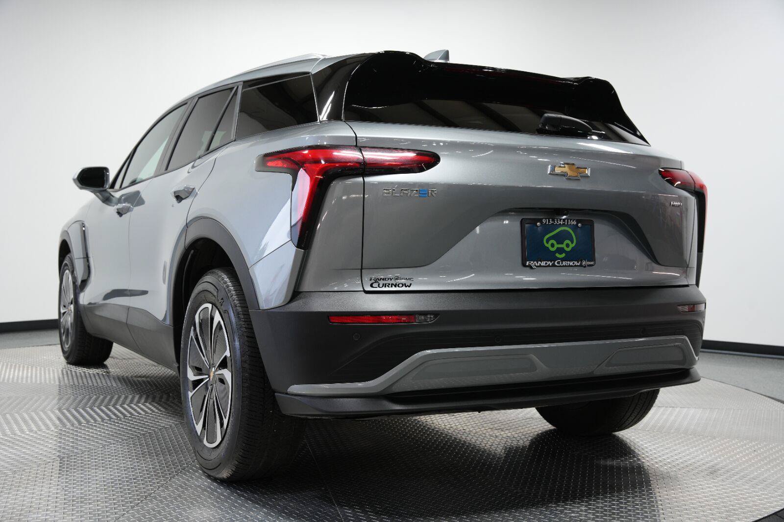 Certified 2024 Chevrolet Blazer EV LT AWD/4WD image 31