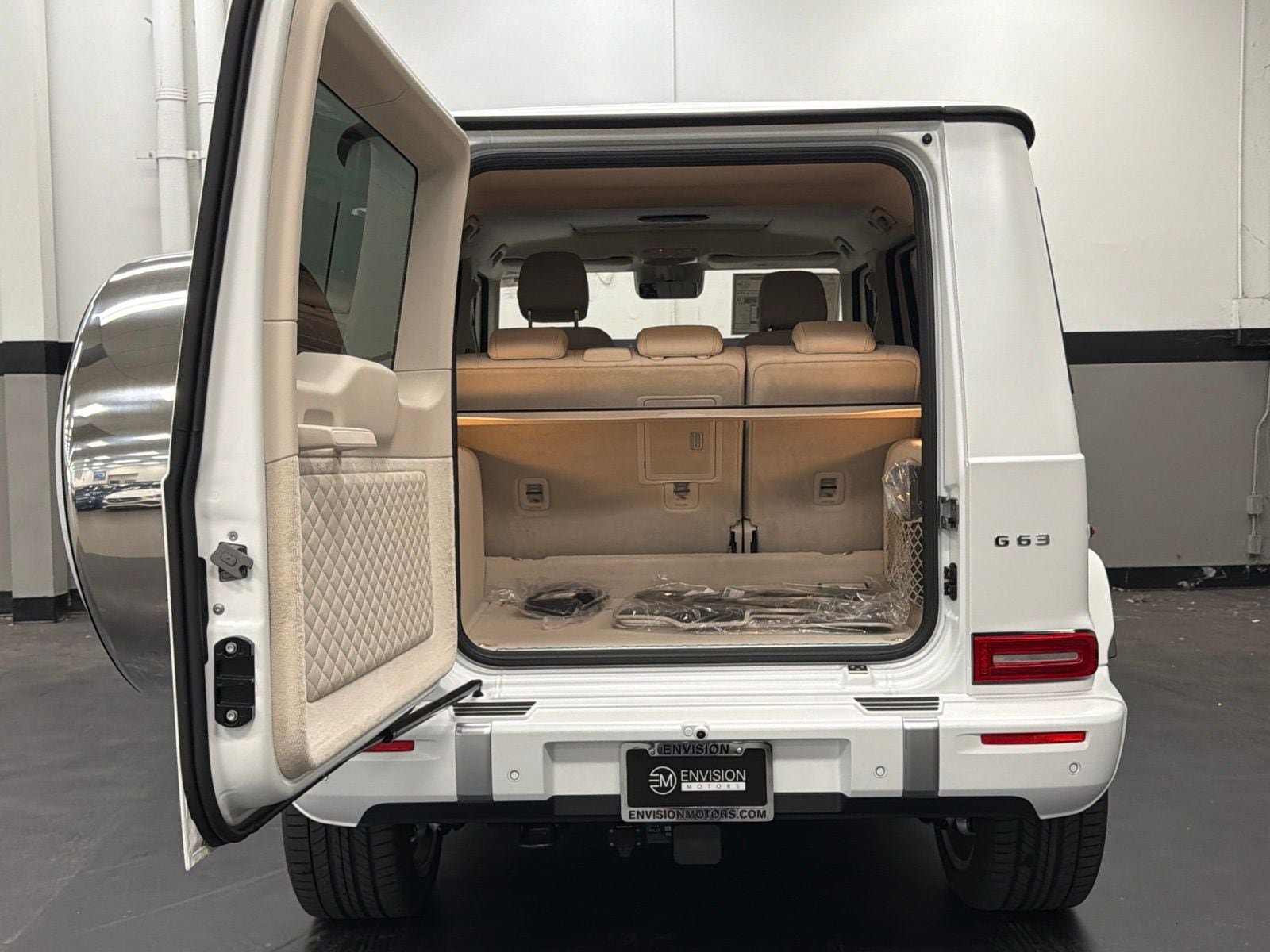 New 2027 Mercedes-Benz G 63 AMG 4MATIC image 16