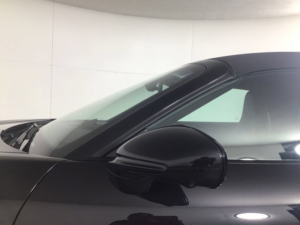 Certified 2024 Porsche 911 Targa 4 AWD/4WD image 17