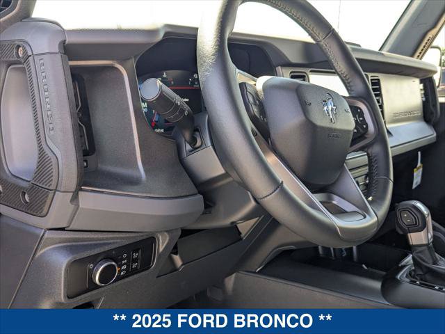 New 2025 Ford Bronco Badlands AWD/4WD image 11