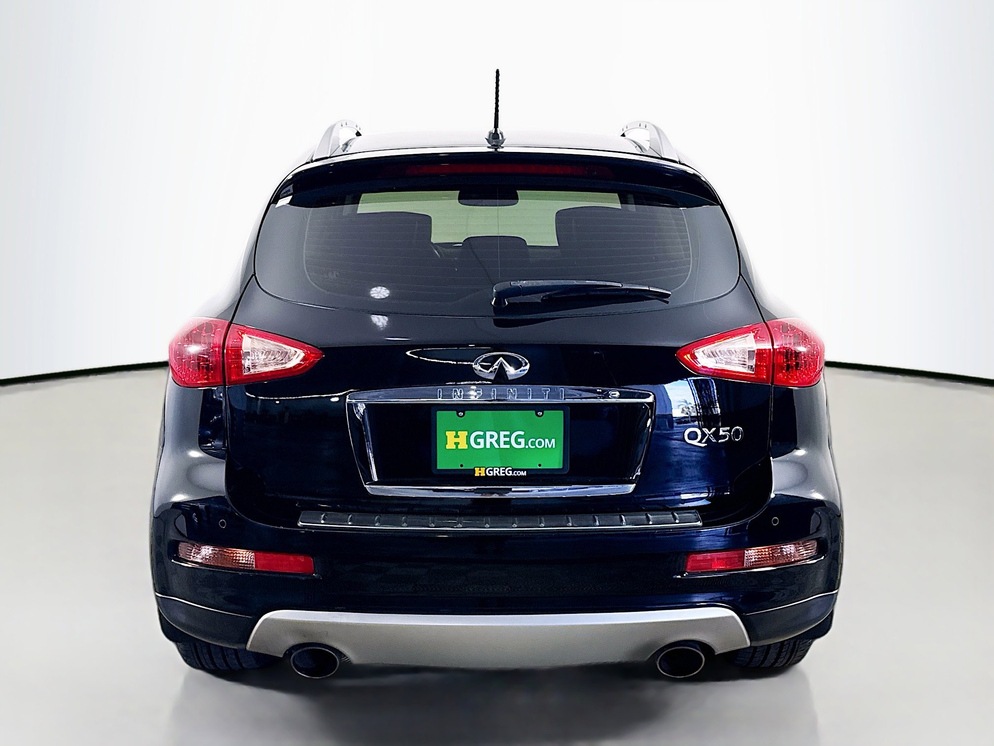 Used 2017 INFINITI QX50 2WD w/ Deluxe Touring Package image 8