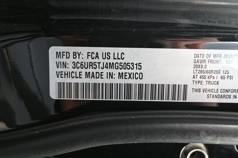 Used 2021 RAM 2500 Limited AWD/4WD image 59