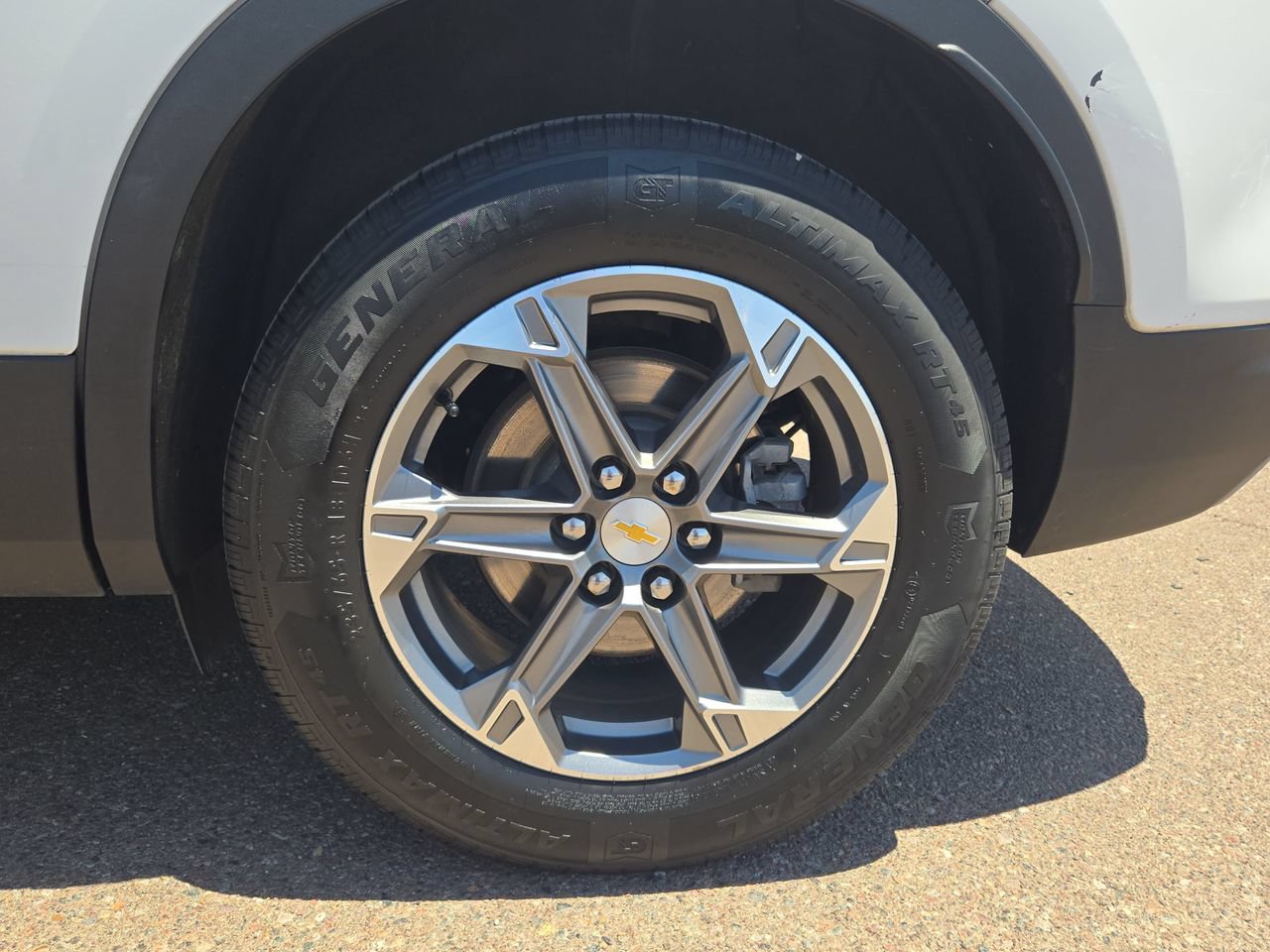 Used 2023 Chevrolet Blazer LT FWD image 31