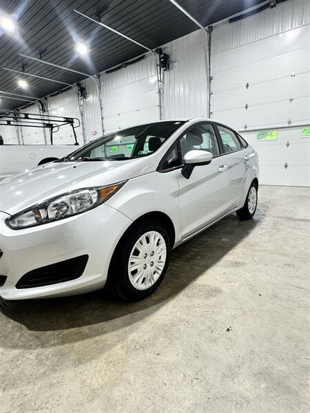 Used 2018 Ford Fiesta S FWD image 4
