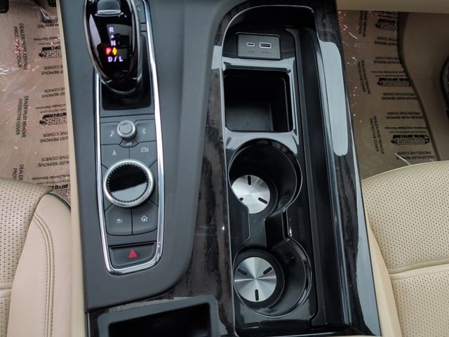 Used 2024 Cadillac Escalade Premium Luxury image 11