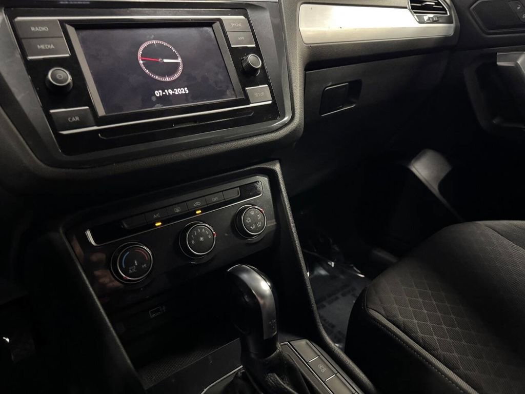 Used 2019 Volkswagen Tiguan S FWD image 26