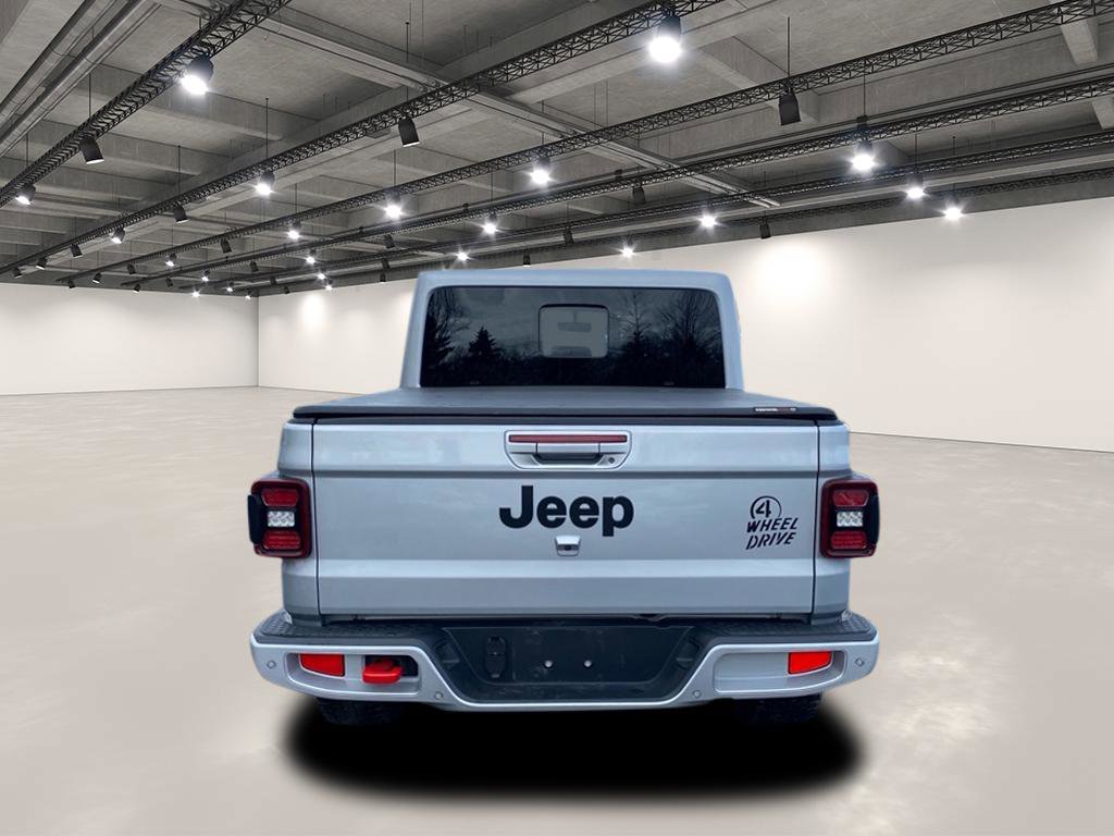 Used 2022 Jeep Gladiator Overland image 6