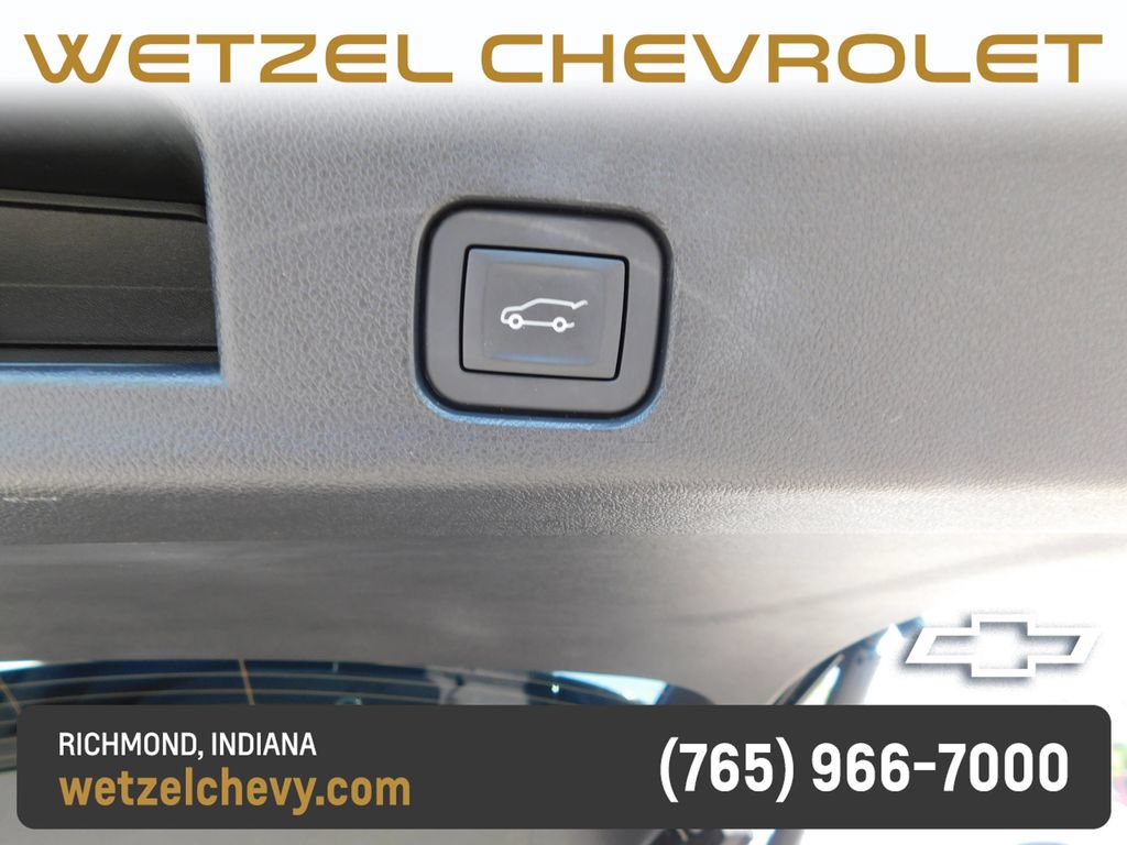 Used 2025 Chevrolet Traverse Z71 w/ Driver Confidence Package AWD/4WD image 23