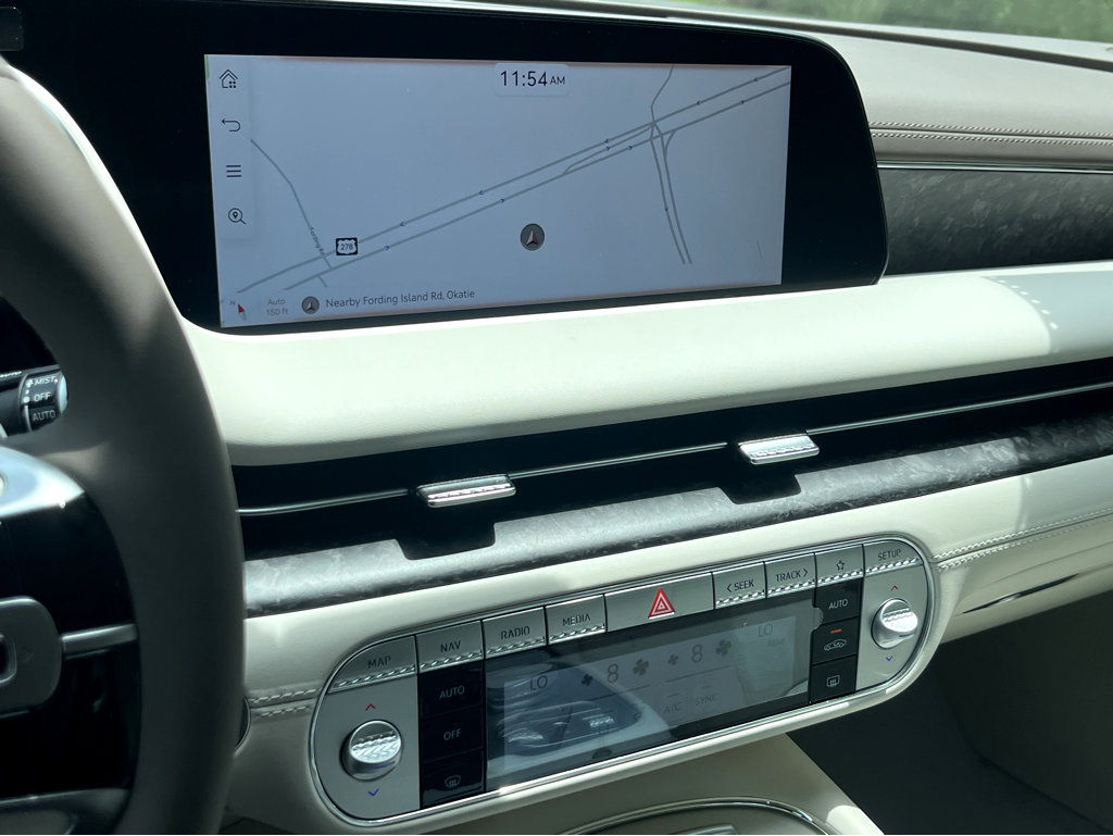 New 2025 Genesis G90 3.5T image 8