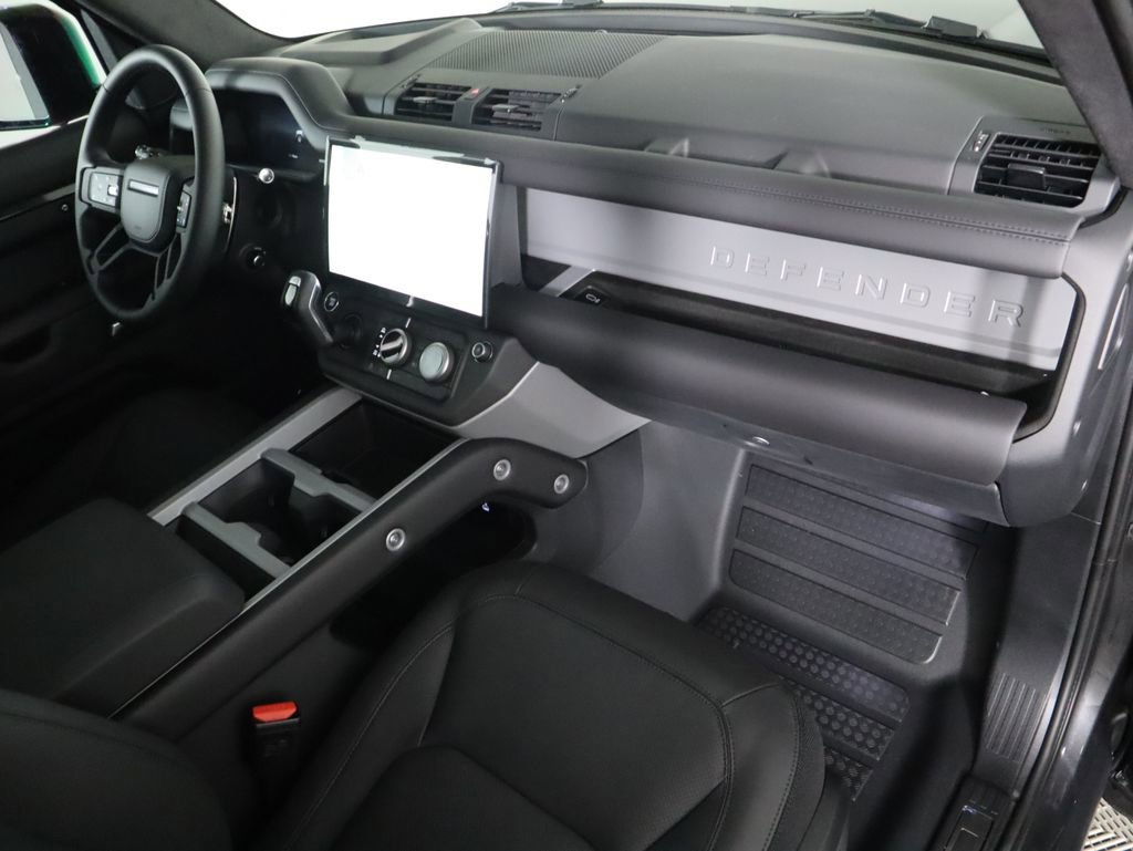 New 2026 Land Rover Defender 110 V8 image 18