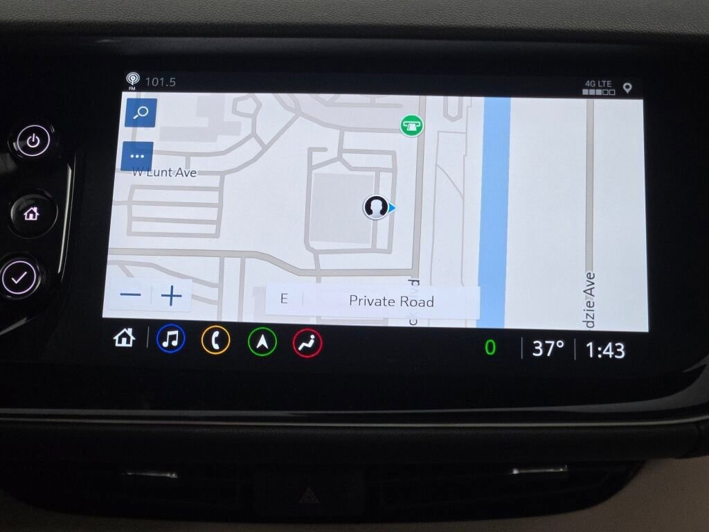 Used 2023 Buick Envision Avenir image 27