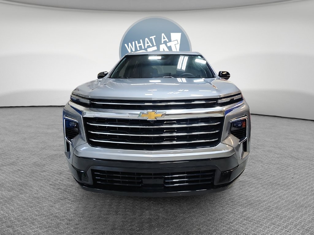 Certified 2025 Chevrolet Traverse High Country w/ LPO, Floor Liner Package AWD/4WD image 11