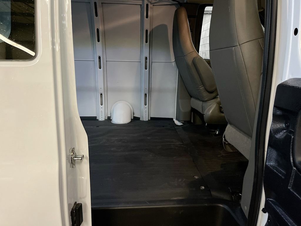 Used 2024 Chevrolet Express 2500 w/ Driver Convenience Package image 24