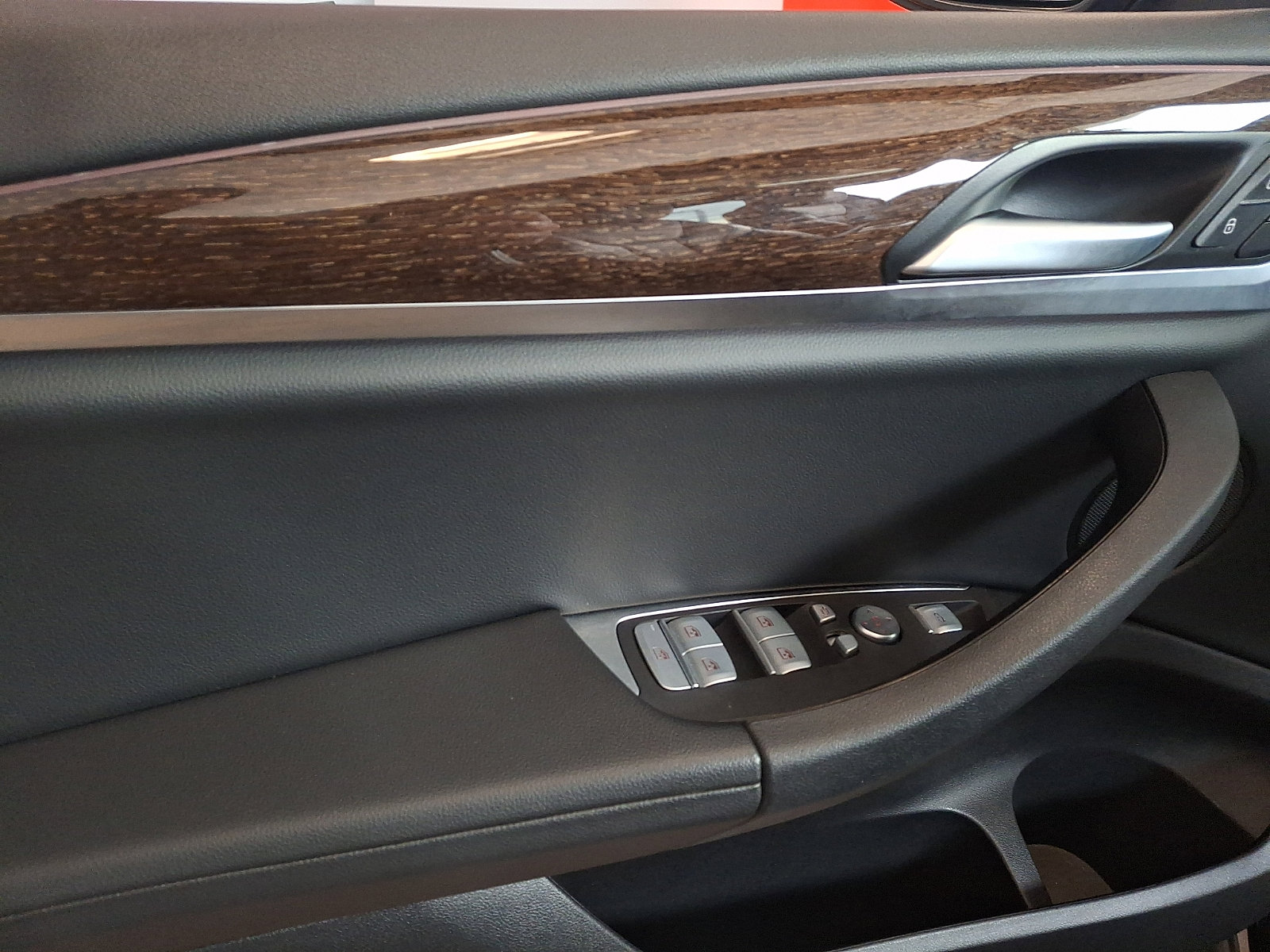 Used 2023 BMW X3 xDrive30i w/ Convenience Package image 11