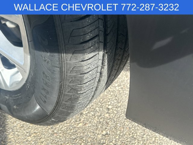 Used 2024 Chevrolet Equinox LT FWD image 15