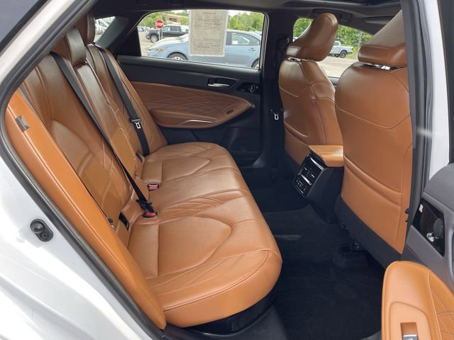 Certified 2020 Toyota Avalon Limited w/ Advanced Safety Package FWD image 22