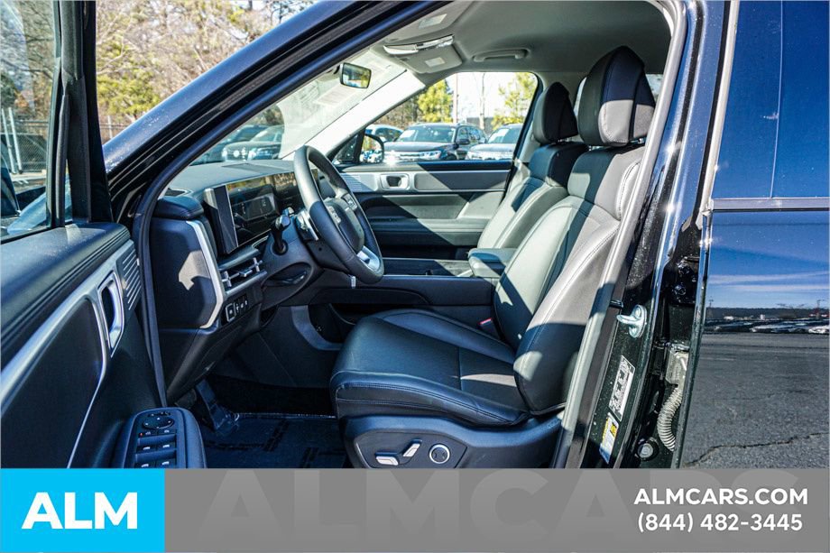 Used 2025 Hyundai Santa Fe SEL image 18