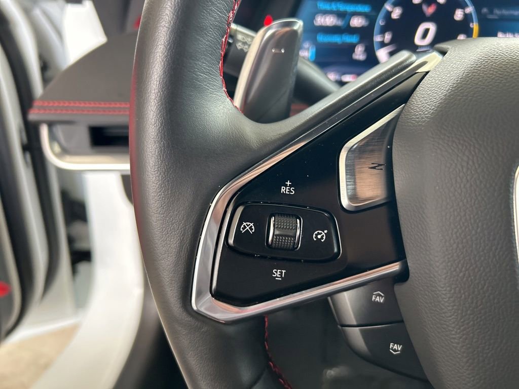 Used 2021 Chevrolet Corvette Stingray Preferred Cpe w/ Chrome Exterior Badge Package image 43