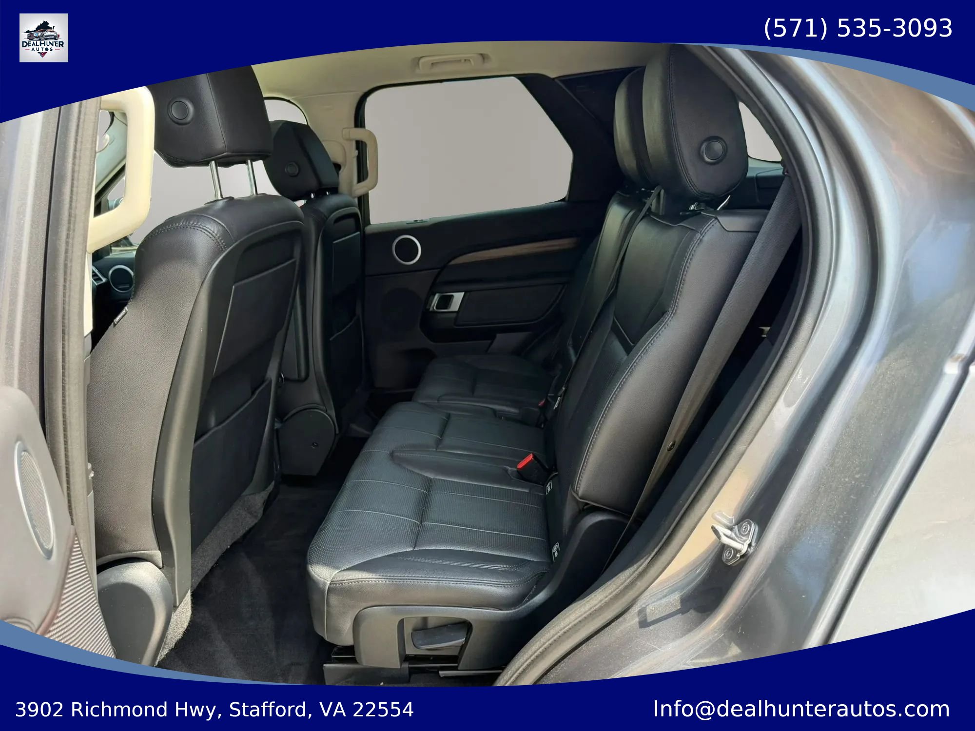 Used 2017 Land Rover Discovery HSE AWD/4WD image 22