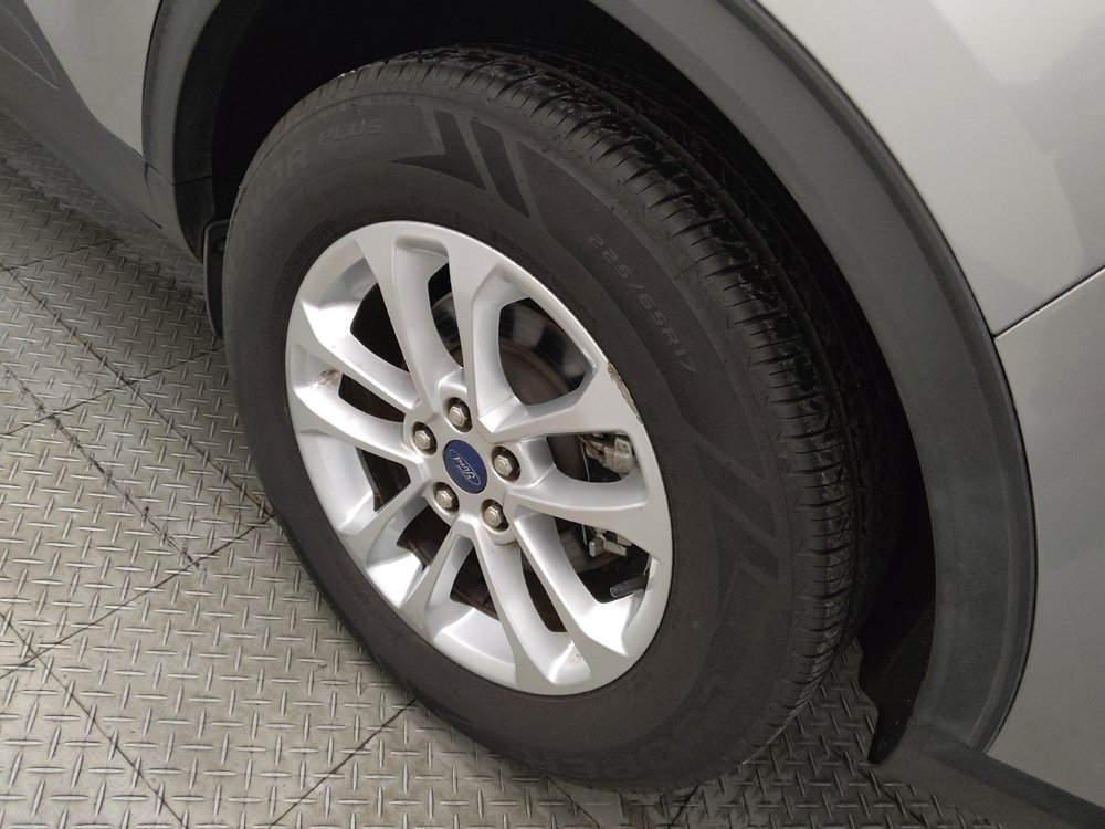 Used 2022 Ford Escape SE FWD image 31