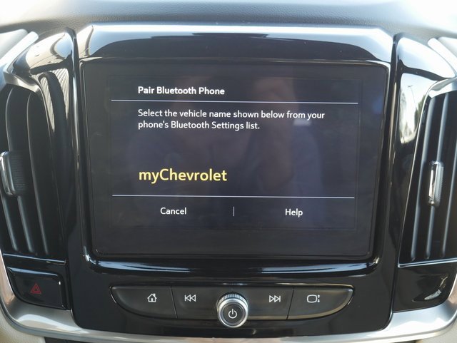 Used 2023 Chevrolet Traverse Premier image 6