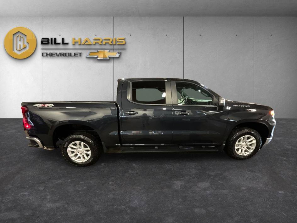 Used 2024 Chevrolet Silverado 1500 LT AWD/4WD image 10
