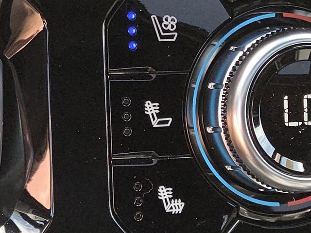 New 2026 GMC Sierra 3500 AT4 w/ AT4 Premium Plus Package AWD/4WD image 8