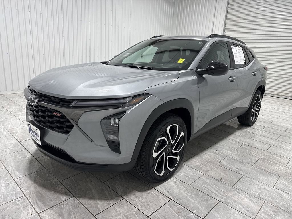 Used 2024 Chevrolet Trax RS w/ Driver Confidence Package image 1