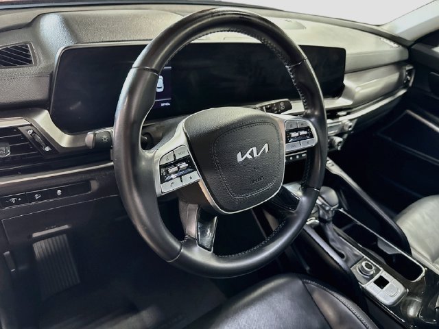 Certified 2024 Kia Telluride S w/ S Sunroof Package AWD/4WD image 16