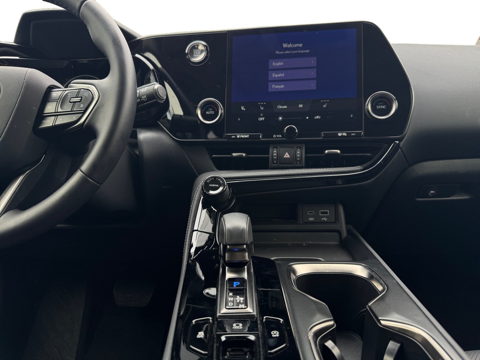 Used 2025 Lexus NX 250 FWD w/ Accessory Package (Z1) image 11