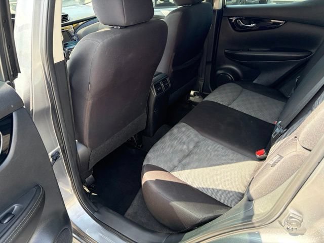 Used 2021 Nissan Rogue Sport SV FWD image 26