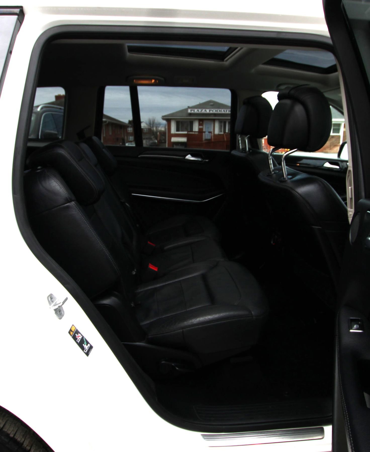 Used 2018 Mercedes-Benz GLS 550 4MATIC w/ Driver Assistance Package image 11