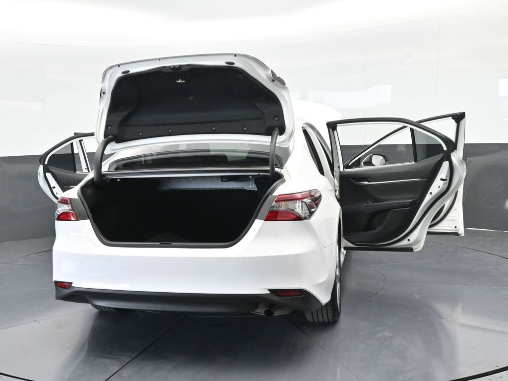 Used 2024 Toyota Camry LE image 73