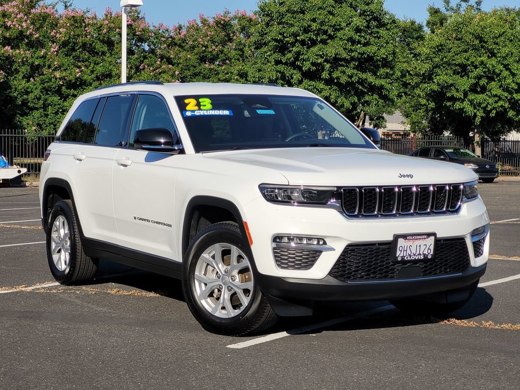 Used 2023 Jeep Grand Cherokee Limited RWD image 2
