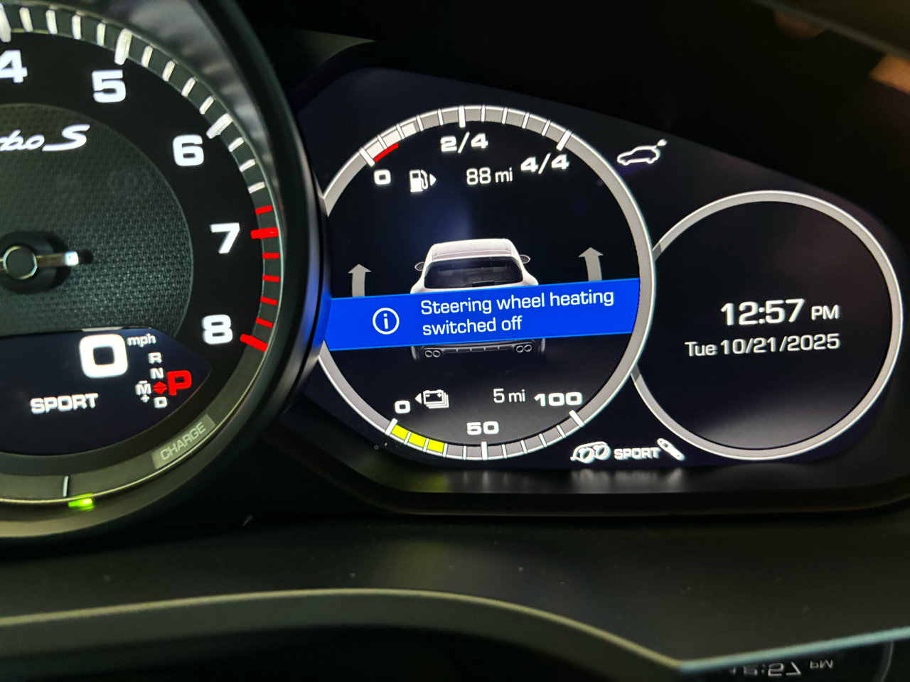 Used 2021 Porsche Cayenne Turbo S image 25