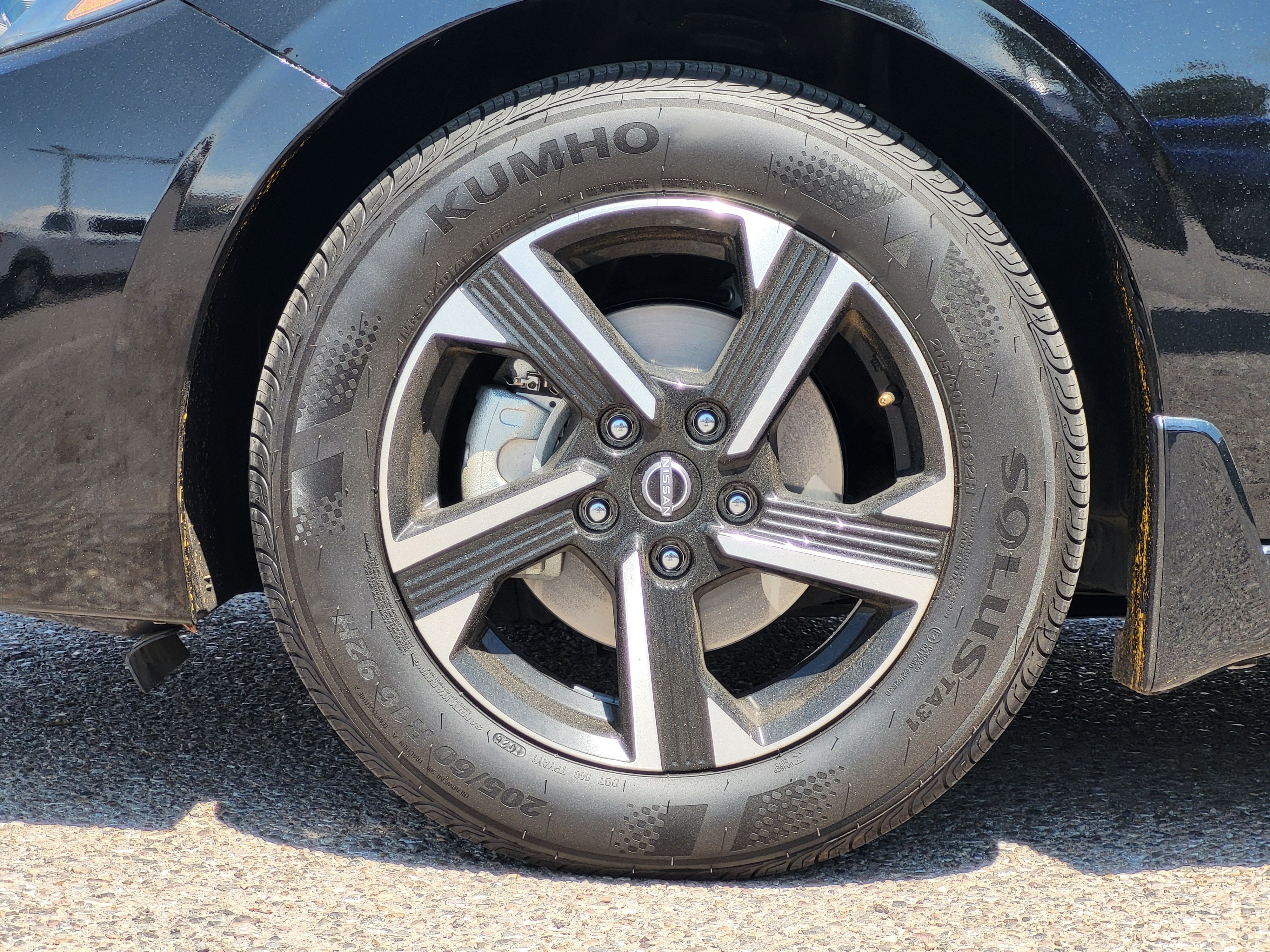 Certified 2025 Nissan Sentra SV FWD image 10
