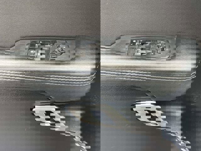 Used 2023 Dodge Challenger SXT image 17