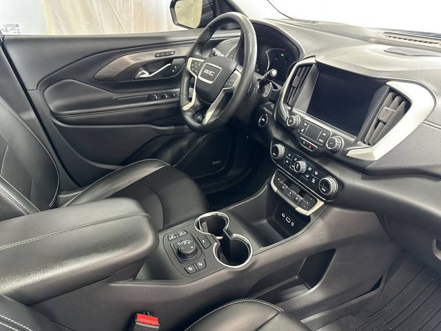Used 2023 GMC Terrain SLT w/ Infotainment Package II AWD/4WD image 31