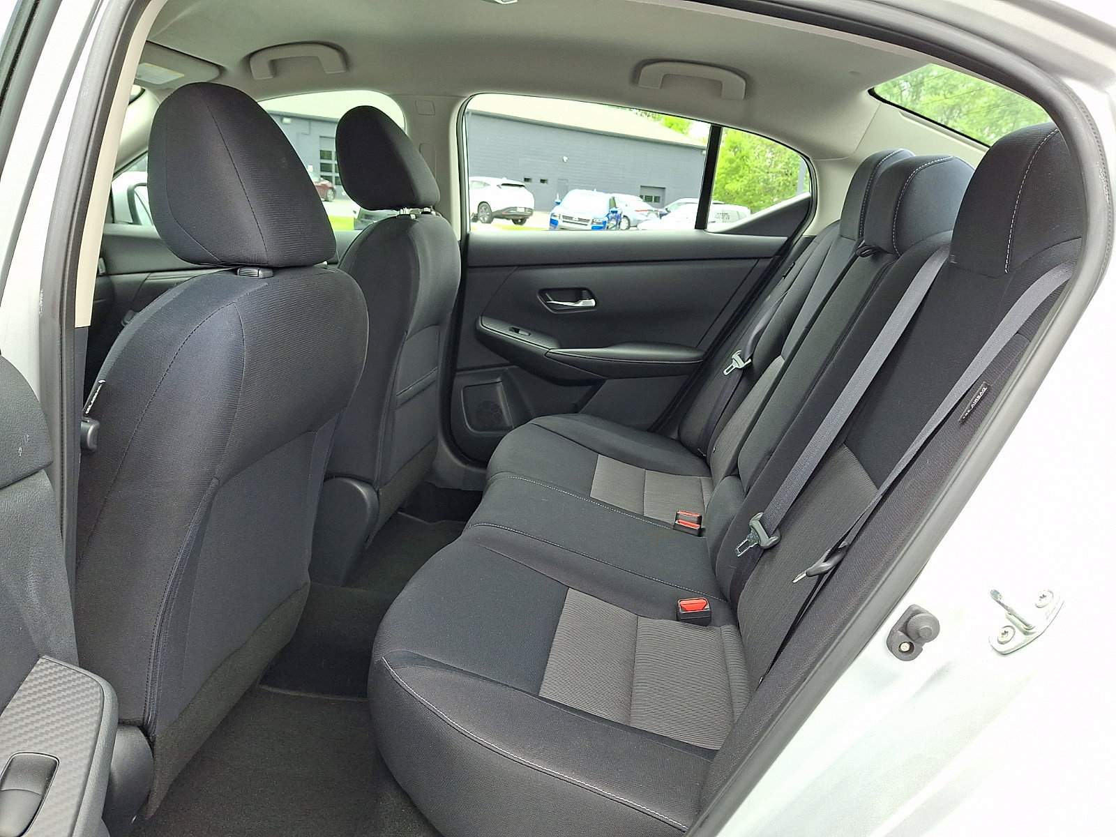 Used 2020 Nissan Sentra SV w/ Trunk Package FWD image 11
