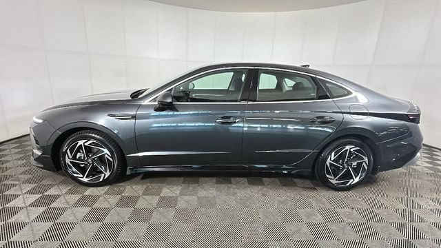 Used 2026 Hyundai Sonata SEL FWD image 5