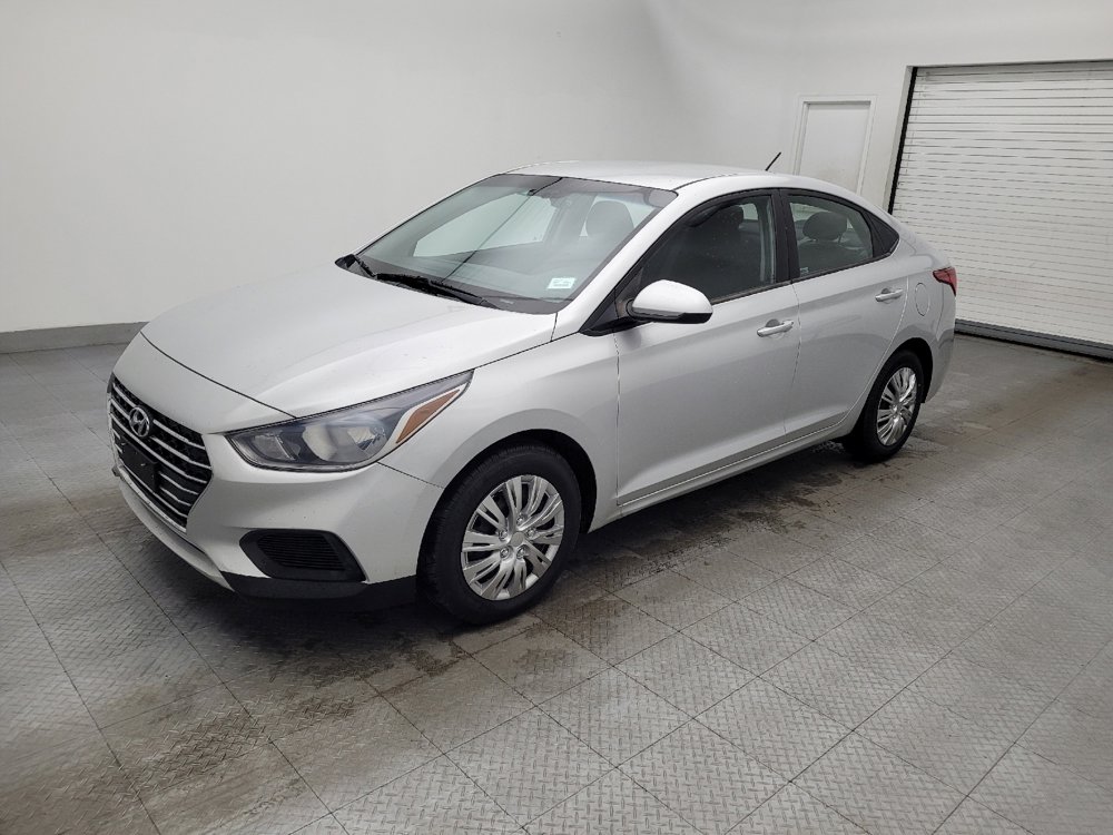 Used 2021 Hyundai Accent SE image 2