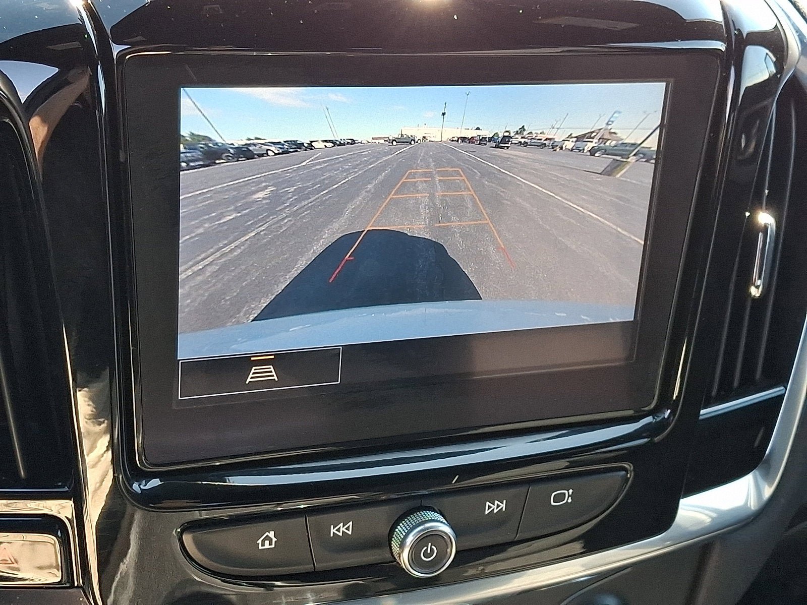 Used 2023 Chevrolet Traverse LT AWD/4WD image 20
