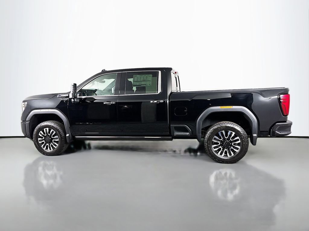 New 2026 GMC Sierra 3500 Denali Ultimate w/ LPO, Black Badging Package image 4