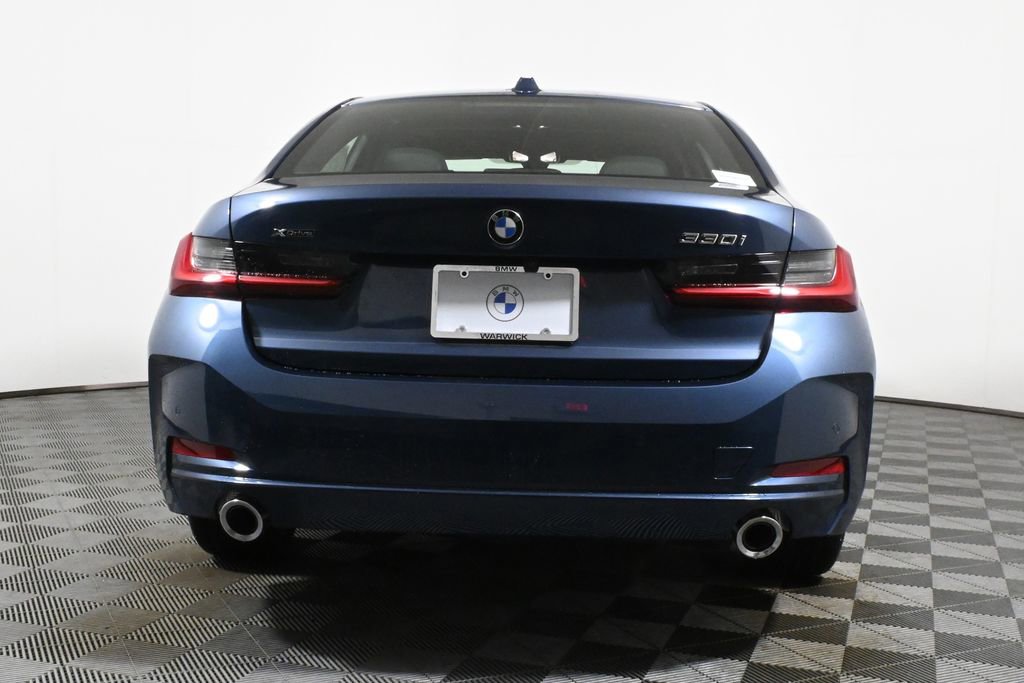 Used 2026 BMW 330i xDrive Sedan w/ Convenience Package image 6