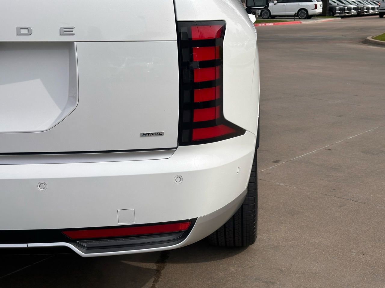 Used 2026 Hyundai Palisade Calligraphy image 14